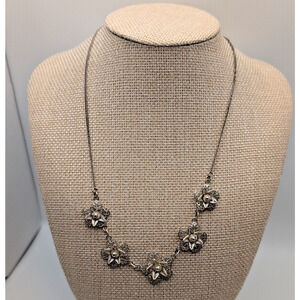 VTG 925 necklace Handmade filigree flower 9.8 grams ornate beautiful!